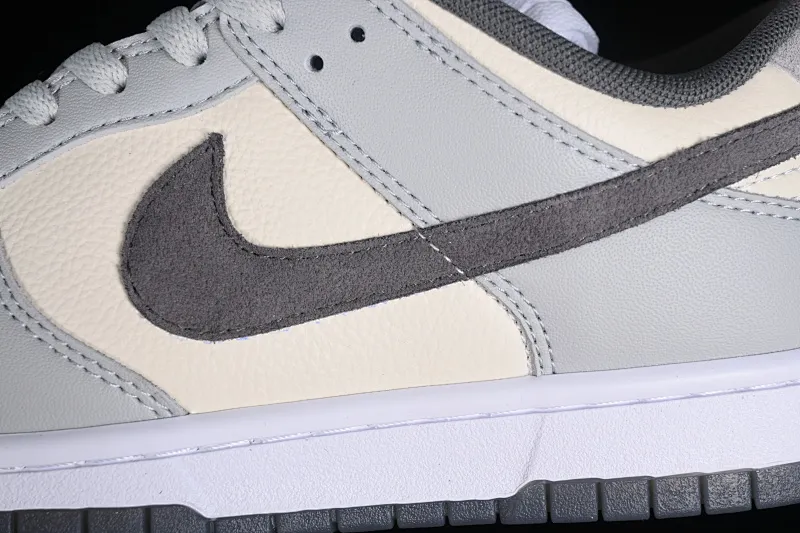 All Categories Nk SB Dunk Series Nk SB Dunk Low Low-top sneakers Nk Dunk Low "Light Carbon"​ Simple gray and white SB low-top casual sneakers FJ4188-100